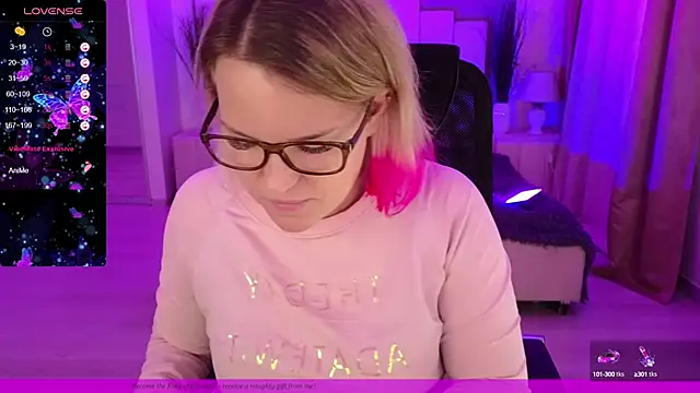 EVAshinyGIRL online show from 7, 2, 2025