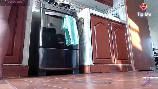 carlajames  online show from 17, 2, 2025