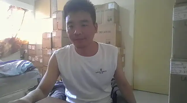 Snapshot of kisstoyousoon2024 chatting on 4, 1, 2025 kisstoyousoon2024 online show from 4, 1, 2025