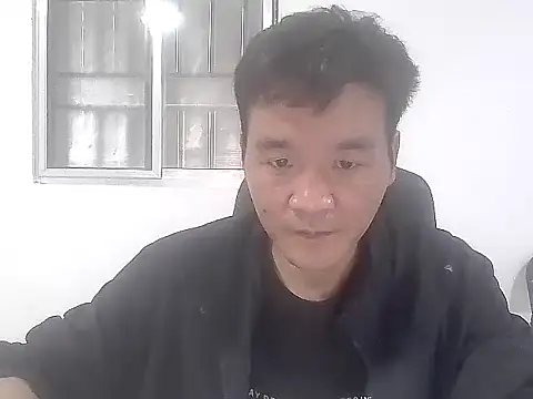 kisstoyousoon2024 online show from 16, 11, 2025