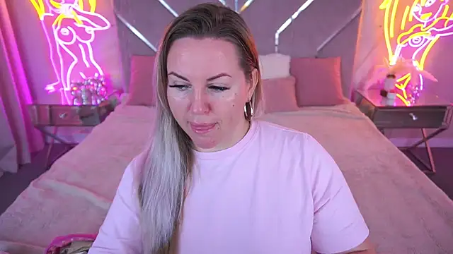KiraCandyS online show from 14, 5, 2026