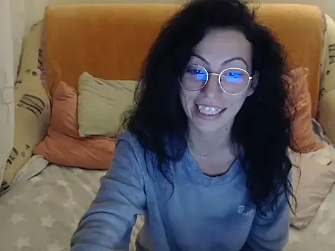 Snapshot of Emmatoo chatting on 7, 11, 2025 Emmatoo online show from 7, 11, 2025