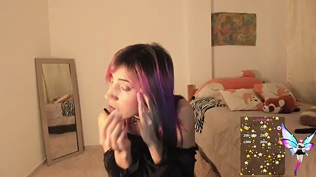 Snapshot of linnie_ chatting on 12, 1, 2025 linnie online show from 12, 1, 2025