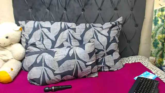 Snapshot of SAVAGExBOO chatting on 25, 1, 2025 SAVAGExBOO online show from 25, 1, 2025