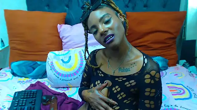 Snapshot of SAVAGExBOO chatting on 6, 2, 2025 SAVAGExBOO online show from 6, 2, 2025