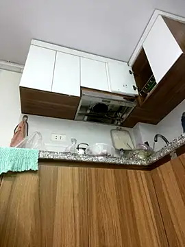 -SingleMom- online show from 25, 9, 2025