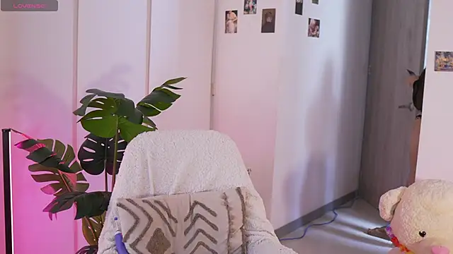 Angeeel  online show from 29, 4, 2026