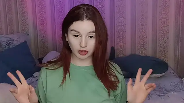 Snapshot of JulthHell chatting on 20, 12, 2025 JulthHell online show from 20, 12, 2025