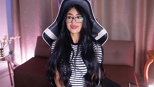 Sara albrecht online show from 31, 1, 2025