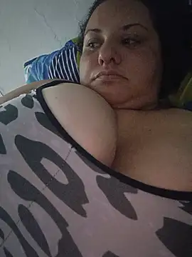 Snapshot of tetasgrandes_karol chatting on 12, 7, 2026 tetasgrandes karol online show from 12, 7, 2026