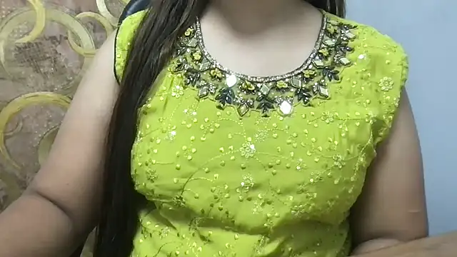 Snapshot of KhwahisHH chatting on 14, 6, 2026 KhwahisHH online show from 14, 6, 2026