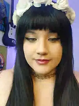 ItsNaiixa online show from 18, 12, 2024