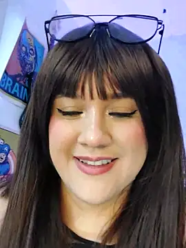 ItsNaiixa online show from 2, 3, 2025