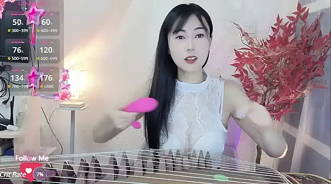 Lisa-s online show from 1, 3, 2025