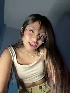 Lily candy X online show from 16, 12, 2024