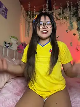 Snapshot of Lily_candy_X chatting on 24, 6, 2026 Lily candy X online show from 24, 6, 2026