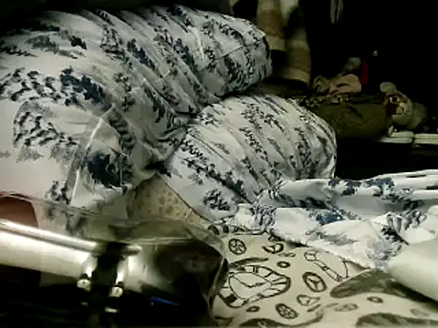 Snapshot of WHITEDAROSE chatting on 4, 2, 2025 WHITEDAROSE online show from 4, 2, 2025