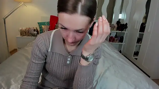 KateRedgar online show from 20, 3, 2025