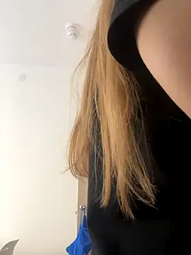 KateRedgar online show from 12, 9, 2025