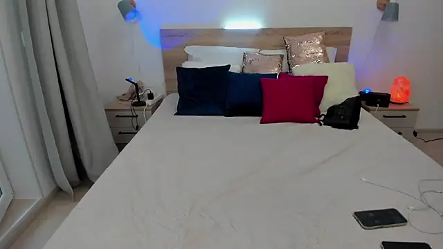 KateRedgar online show from 15, 9, 2025