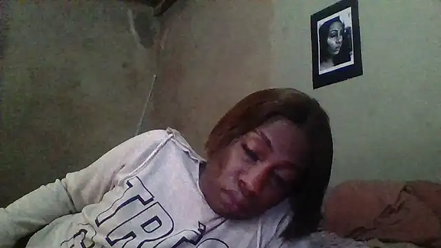 Moorella1 online show from 6, 10, 2025