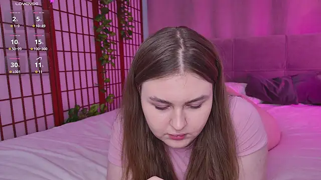 Mia  Peach online show from 20, 2, 2025