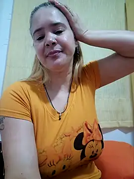 Snapshot of lamorbosa37 chatting on 6, 2, 2025 lamorbosa37 online show from 6, 2, 2025