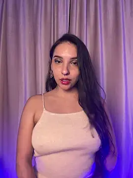 Snapshot of ThaliaRivera_ chatting on 17, 10, 2025 ThaliaRivera  online show from 17, 10, 2025