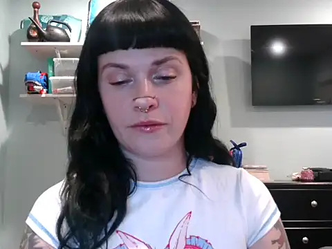 Marcelinegoddess online show from 3, 1, 2025