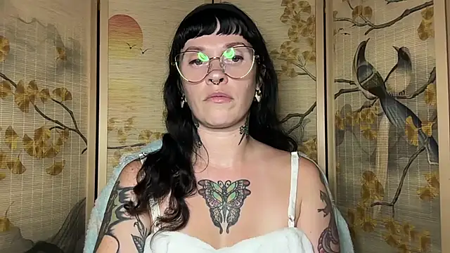 Snapshot of Marcelinegoddess chatting on 19, 7, 2026 Marcelinegoddess online show from 19, 7, 2026