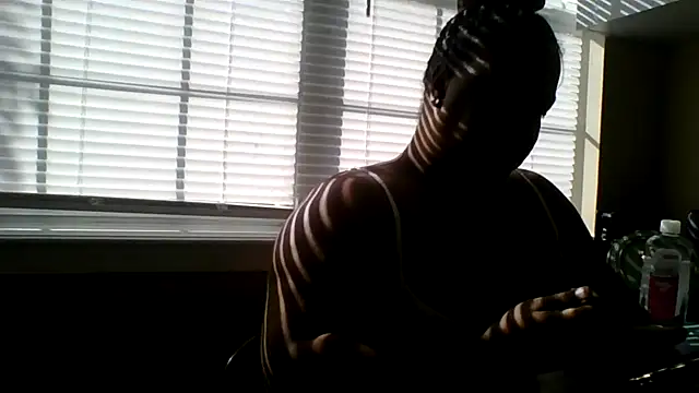 Badgirlbrittt online show from 3, 12, 2025