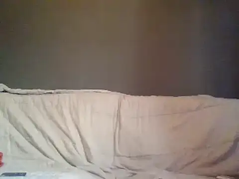 Snapshot of SmallGoodNutts chatting on 8, 2, 2025 SmallGoodNutts online show from 8, 2, 2025