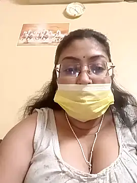Snapshot of LAVERNIYA_ chatting on 17, 1, 2025 LAVERNIYA  online show from 17, 1, 2025