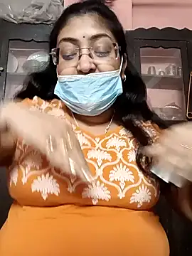 Snapshot of LAVERNIYA_ chatting on 23, 1, 2025 LAVERNIYA  online show from 23, 1, 2025