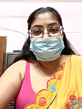 Snapshot of LAVERNIYA_ chatting on 6, 3, 2025 LAVERNIYA  online show from 6, 3, 2025