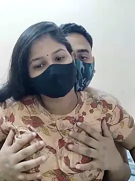 IND COUPLE1 online show from 24, 1, 2025