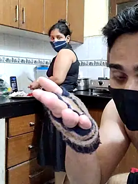 IND COUPLE1 online show from 7, 2, 2025