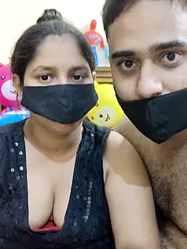 IND COUPLE1 online show from 3, 3, 2025