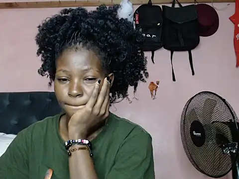 TrishaKalid online show from 31, 1, 2025