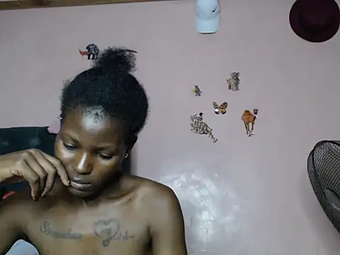 TrishaKalid online show from 12, 2, 2025