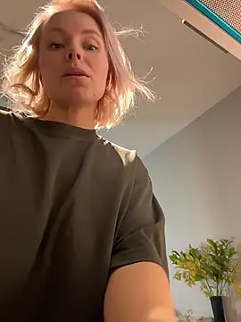 Charming Daphny online show from 12, 3, 2026