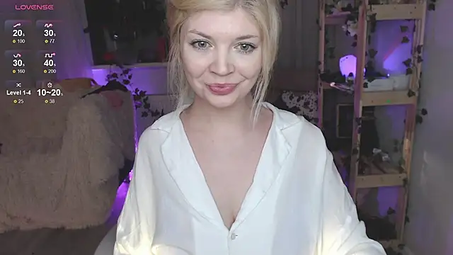 Snapshot of Brience chatting on 5, 3, 2025 Brience online show from 5, 3, 2025