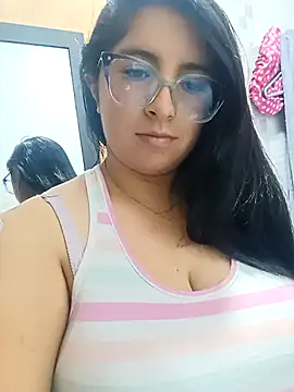 Snapshot of _Angelinaandrade_ chatting on 13, 2, 2026 Angelinaandrade online show from 13, 2, 2026