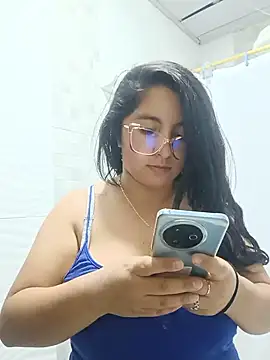 Snapshot of _Angelinaandrade_ chatting on 12, 6, 2026 Angelinaandrade online show from 12, 6, 2026