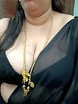 Snapshot of ashikaa_r chatting on 2, 2, 2025 ashikaa r online show from 2, 2, 2025