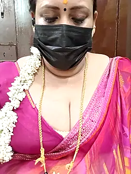 Snapshot of ashikaa_r chatting on 19, 2, 2025 ashikaa r online show from 19, 2, 2025