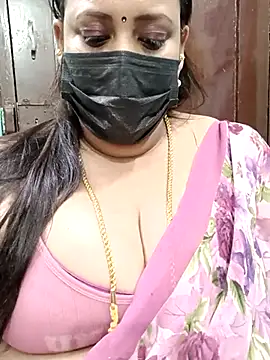 Snapshot of ashikaa_r chatting on 9, 3, 2025 ashikaa r online show from 9, 3, 2025