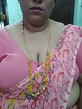 Snapshot of ashikaa_r chatting on 7, 7, 2026 ashikaa r online show from 7, 7, 2026