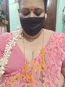 Snapshot of ashikaa_r chatting on 18, 7, 2026 ashikaa r online show from 18, 7, 2026