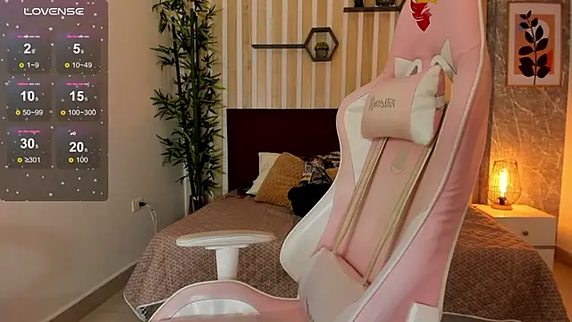 miah connor online show from 10, 2, 2025